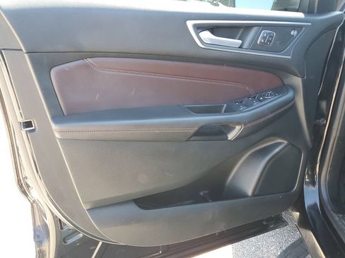 Certified 2022 Ford Edge Titanium w/ Equipment Group 301A AWD/4WD image 15