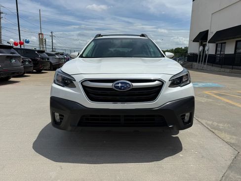Used 2020 Subaru Outback Premium w/ Popular Package #1 AWD/4WD image 4