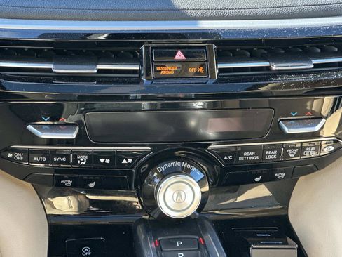 Used 2023 Acura MDX SH-AWD image 23