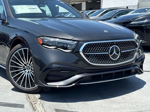 Used 2025 Mercedes-Benz E 350 Sedan image 3