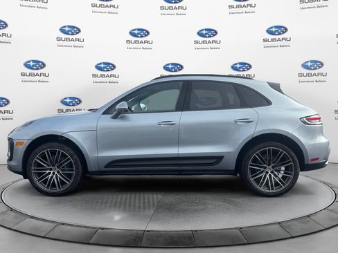 Used 2026 Porsche Macan AWD/4WD image 2