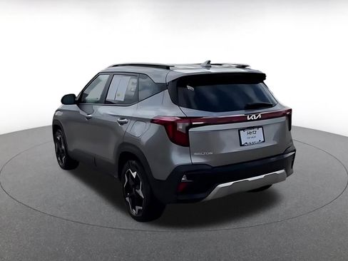 Used 2025 Kia Seltos S image 11