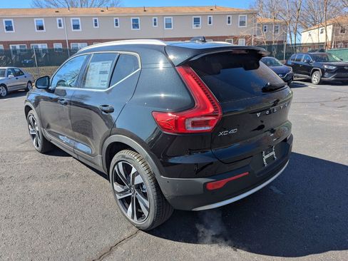 New 2025 Volvo XC40 B5 Plus w/ Protection Package Premier image 5