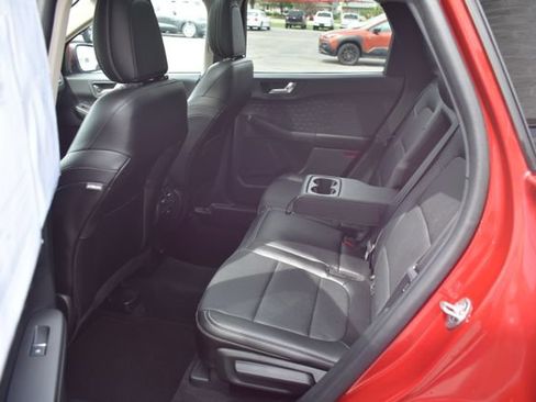 Used 2020 Ford Escape Titanium AWD/4WD image 39