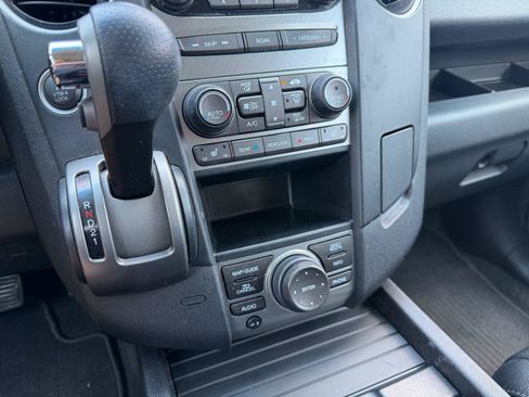 Used 2012 Honda Pilot EX-L image 10