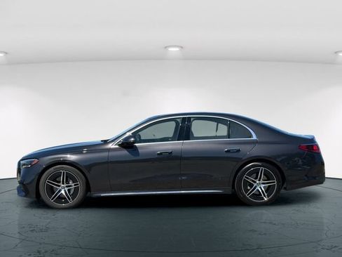 Certified 2026 Mercedes-Benz E 350 4MATIC Sedan image 4