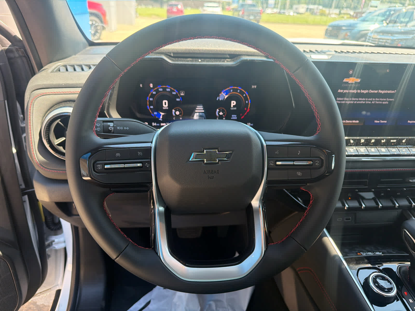 New 2026 Chevrolet Colorado Z71 w/ Technology Package AWD/4WD image 14