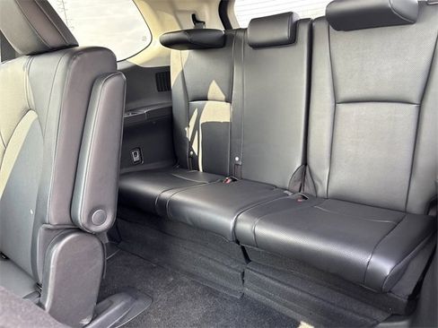 Used 2025 Toyota Grand Highlander LE image 14