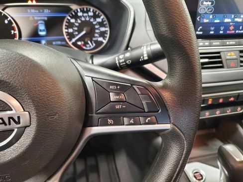 Used 2022 Nissan Altima 2.5 SV image 25