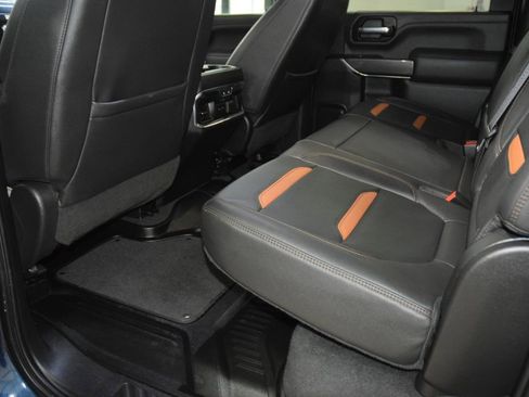 Used 2021 GMC Sierra 2500 AT4 w/ AT4 Premium Plus Package AWD/4WD image 40