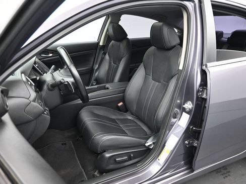 Used 2020 Honda Insight Touring image 14