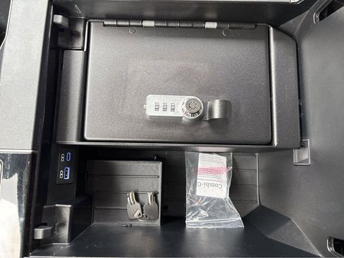 Used 2022 Toyota Tundra SR5 w/ TRD Sport Package image 39