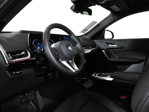 Certified 2025 BMW X2 xDrive28i w/ Technology Package image 15