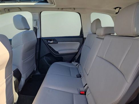Used 2014 Subaru Forester 2.5i Limited image 11