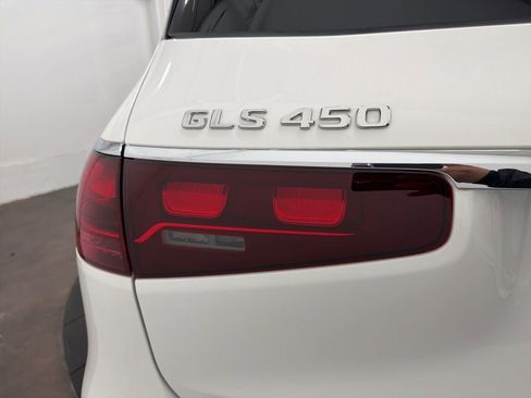 New 2026 Mercedes-Benz GLS 450 4MATIC image 11