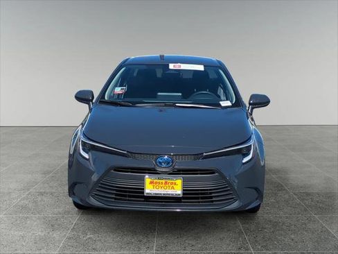 Certified 2025 Toyota Corolla LE image 8