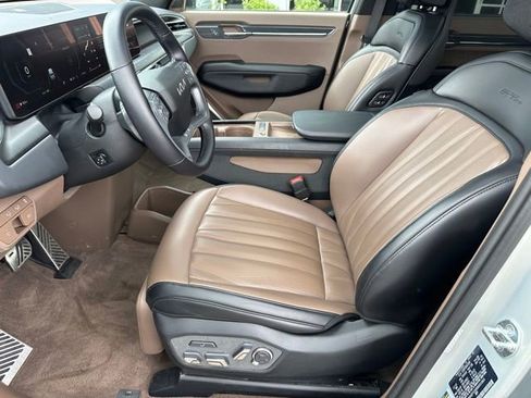 Used 2024 Kia EV9 GT-Line AWD/4WD image 21