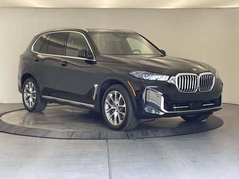 Used 2026 BMW X5 xDrive40i w/ Premium Package AWD/4WD image 8