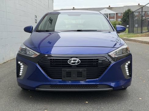 Used 2019 Hyundai Ioniq Plug-In Hybrid FWD image 12