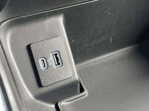 Certified 2022 Ford F150 XLT w/ Equipment Group 302A High image 25