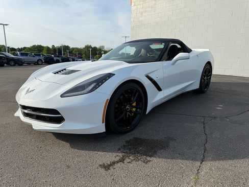 Used 2014 Chevrolet Corvette Stingray Convertible w/ 3LT Preferred Equipment Group RWD image 2