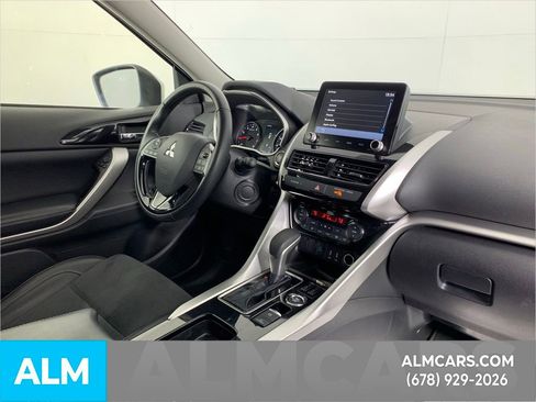 Used 2024 Mitsubishi Eclipse Cross SE image 32