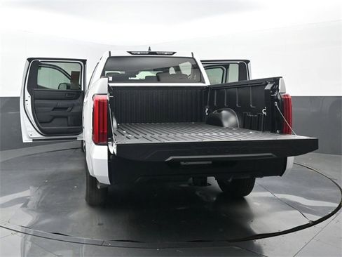 New 2026 Toyota Tundra SR image 33
