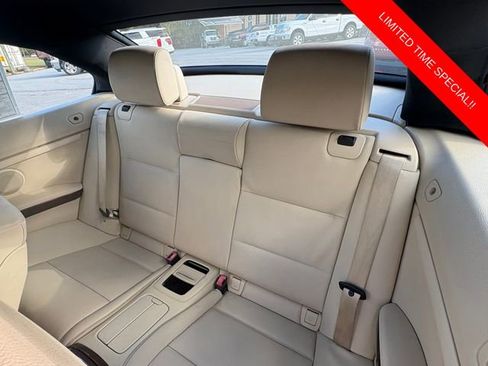Used 2009 BMW 328i Convertible image 9