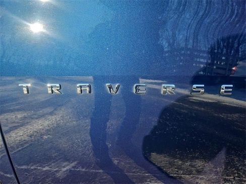 Used 2022 Chevrolet Traverse LT w/ LPO, Floor Liner Package image 31