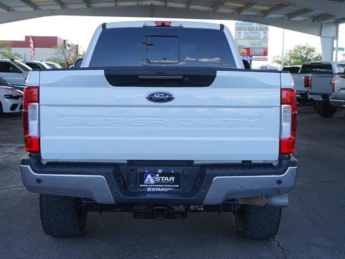 Used 2019 Ford F250 Lariat w/ Lariat Ultimate Package AWD/4WD image 4