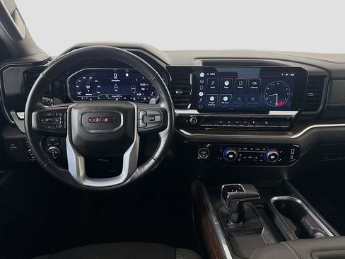 Used 2022 GMC Sierra 1500 Elevation image 21