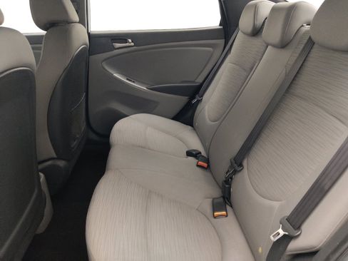 Used 2015 Hyundai Accent GLS FWD image 18