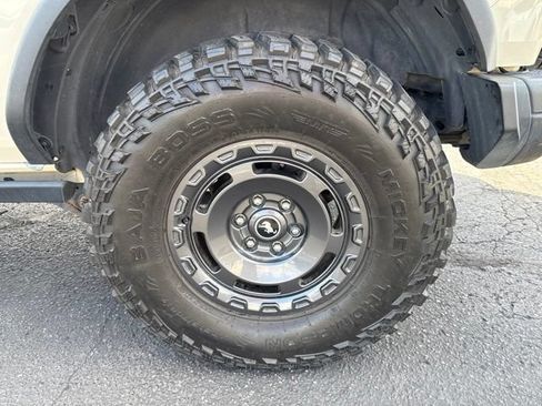 Used 2022 Ford Bronco Everglades AWD/4WD image 7