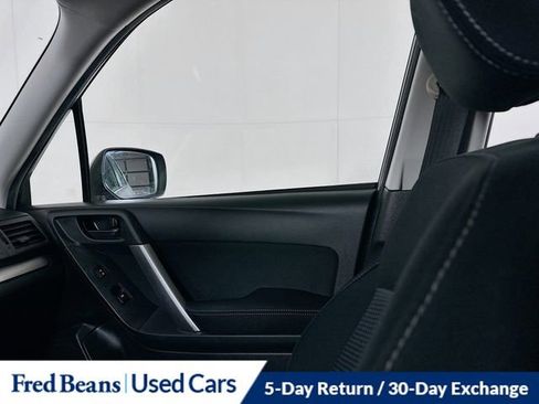 Used 2015 Subaru Forester 2.5i w/ Alloy Wheel Package image 24