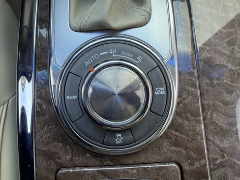 Used 2016 INFINITI QX80 Luxe w/ 22" Wheel Package image 26