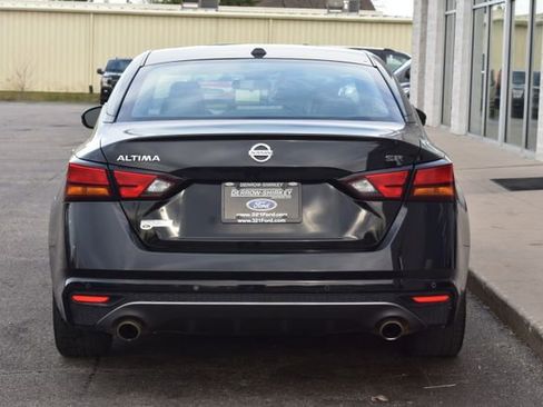 Used 2021 Nissan Altima 2.5 SR FWD image 8
