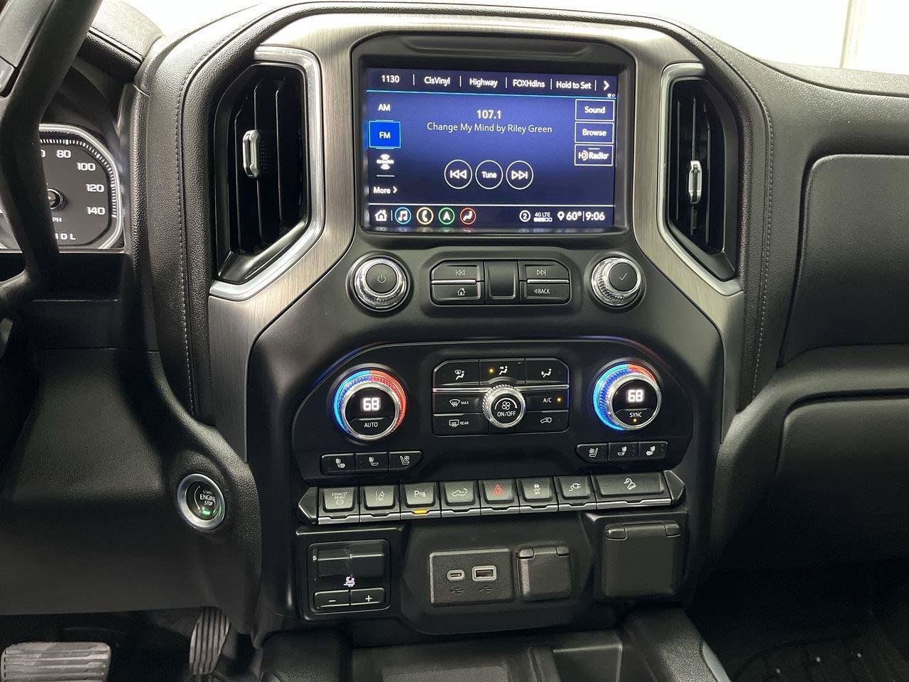 Used 2020 GMC Sierra 2500 Denali w/ Denali Ultimate Package AWD/4WD image 21