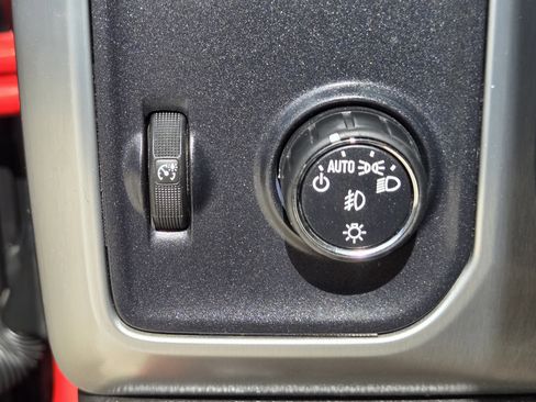 Used 2014 GMC Sierra 1500 SLE w/ Texas SLE Value Package RWD image 21