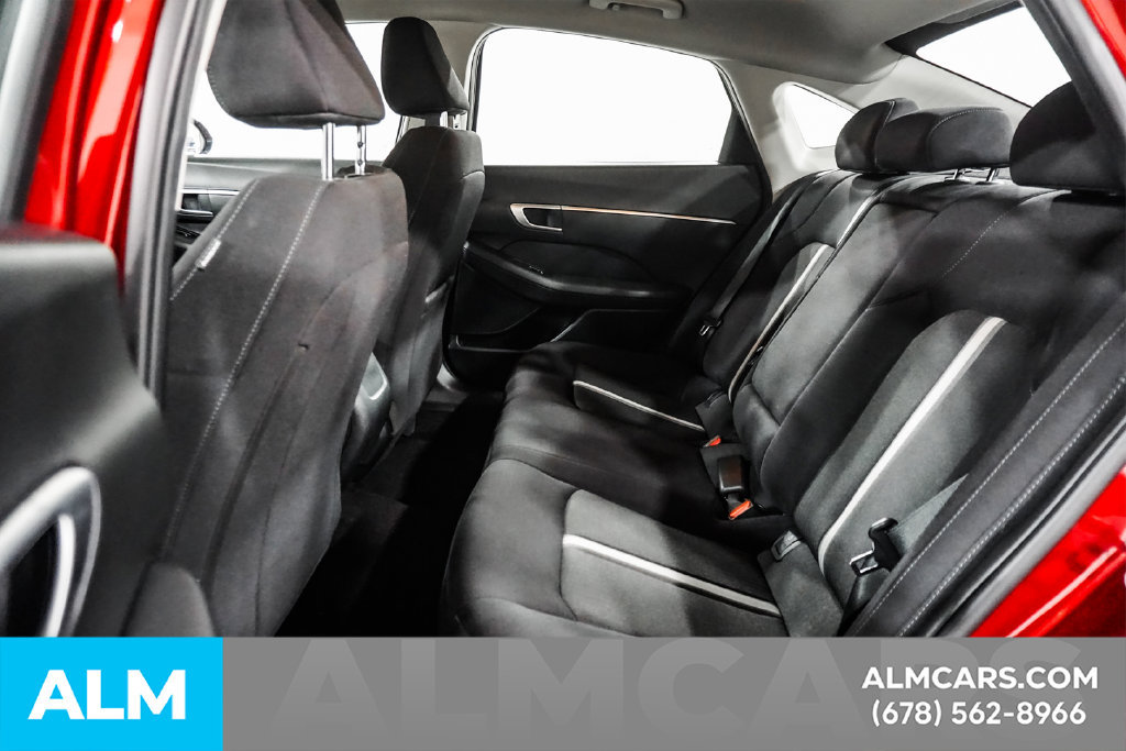 Used 2025 Hyundai Sonata SEL FWD image 17