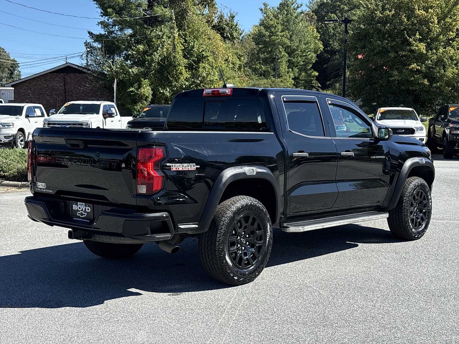 Used 2023 Chevrolet Colorado Trail Boss AWD/4WD image 6