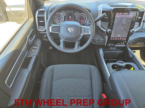 Used 2026 RAM 3500 Big Horn AWD/4WD image 16