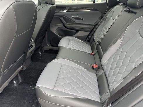 New 2026 Volkswagen Tiguan SEL R-Line AWD/4WD image 11