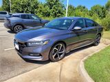 Used 2018 Honda Accord Sport image 3