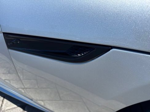 Used 2022 Jaguar F-TYPE R AWD/4WD image 5