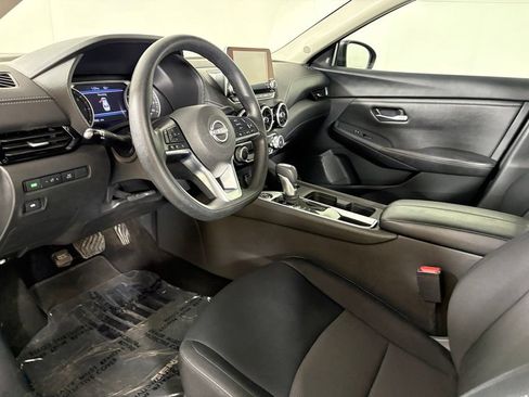 Used 2024 Nissan Sentra SV FWD image 22