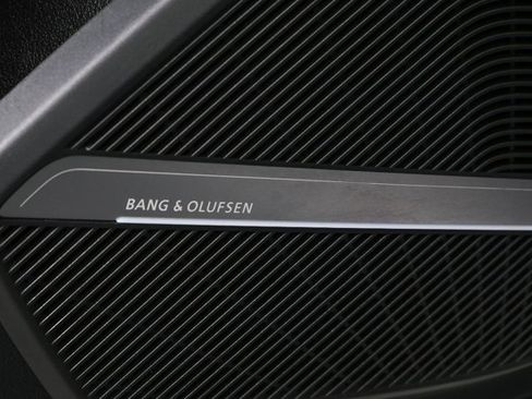 Used 2023 Audi Q5 2.0T Premium Plus w/ Premium Plus Package image 7