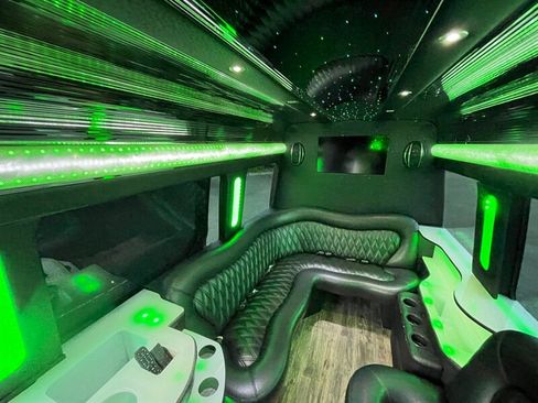 Used 2012 Mercedes-Benz Sprinter 2500 image 44