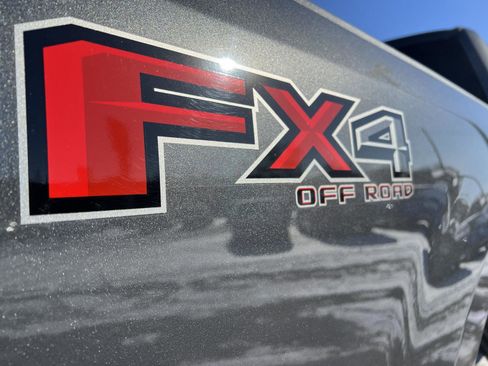 Used 2017 Ford F250 Lariat w/ Tow Technology Bundle image 7