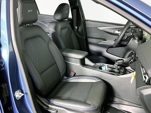 New 2026 Buick Envista Sport Touring w/ Convenience I Package image 12