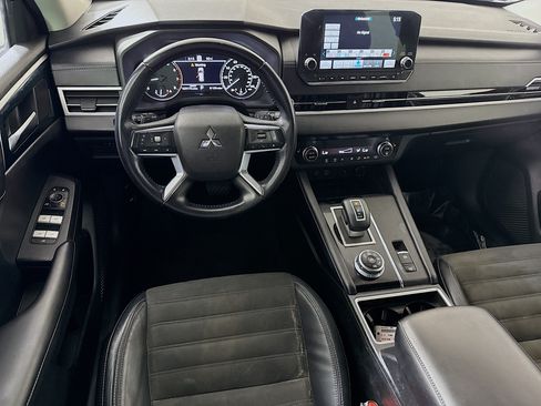 Used 2022 Mitsubishi Outlander SE AWD/4WD image 17